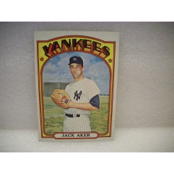 1972 Topps Jack Aker Hi Number Yankees