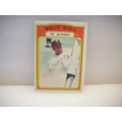 1972 Topps Willie Mays In Action card number 50