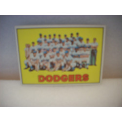 1967 Topps Dodger Team Card